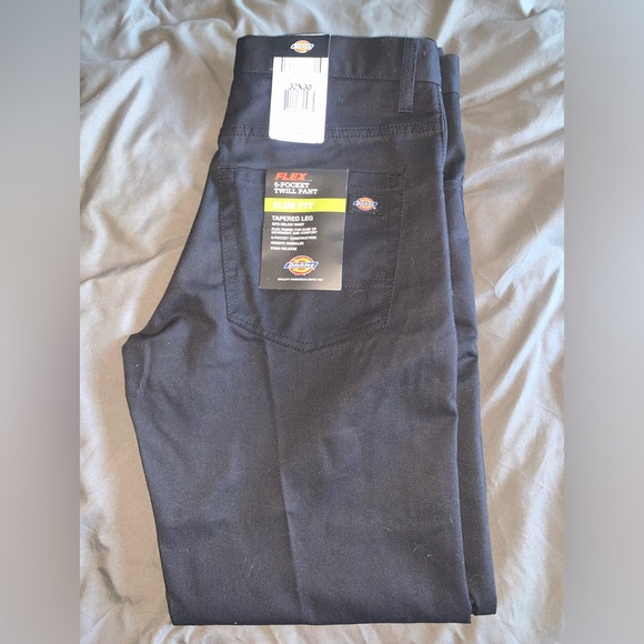 Dickies Other - NWT! DICKIES Flex 5 Pocket Twill Pants Tapered Leg Blk 32X30